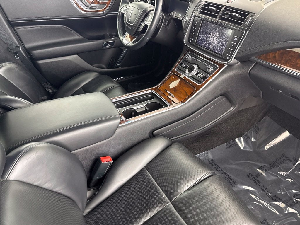 2018 Lincoln Continental Select
