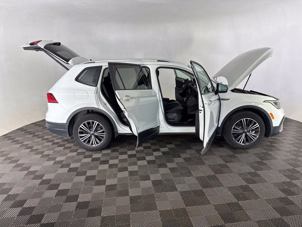 2024 Volkswagen Tiguan 2.0T Wolfsburg Edition
