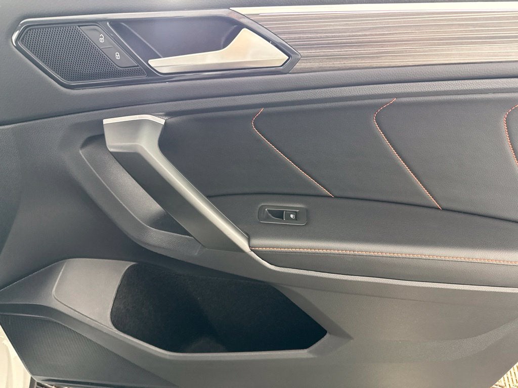 2024 Volkswagen Tiguan 2.0T Wolfsburg Edition