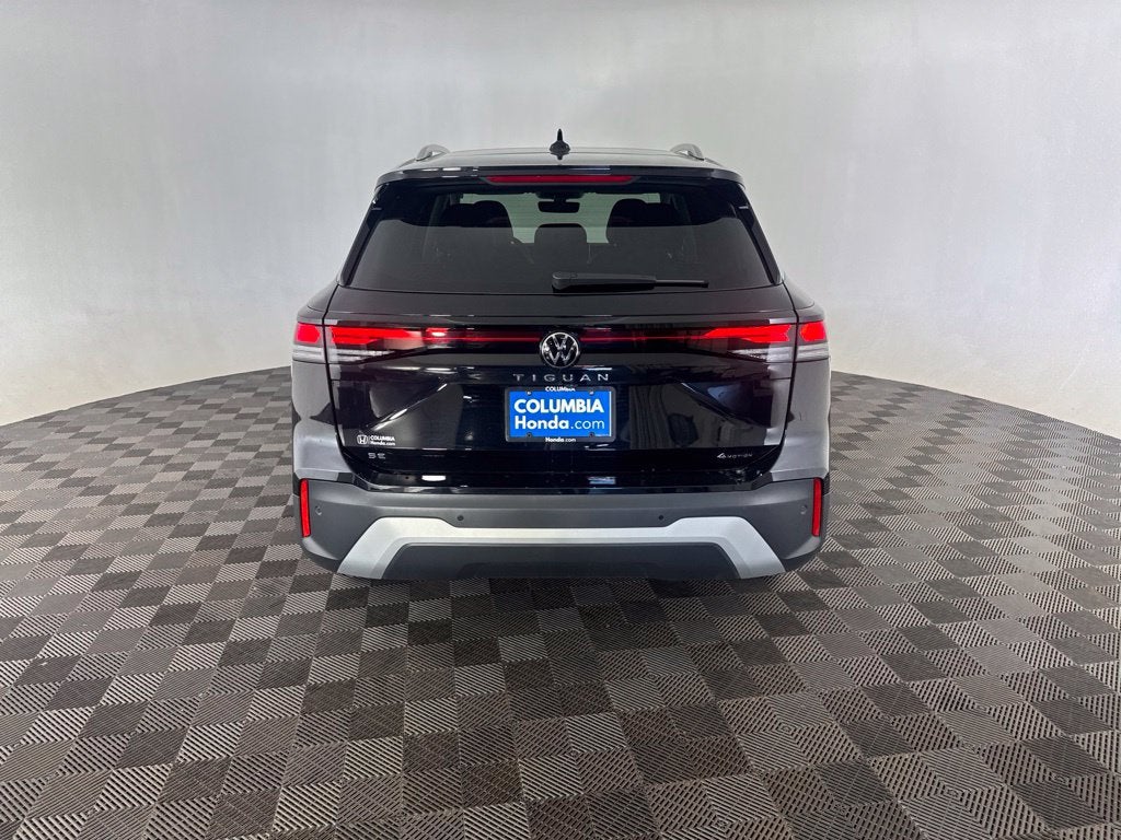 2025 Volkswagen Tiguan 2.0T SE