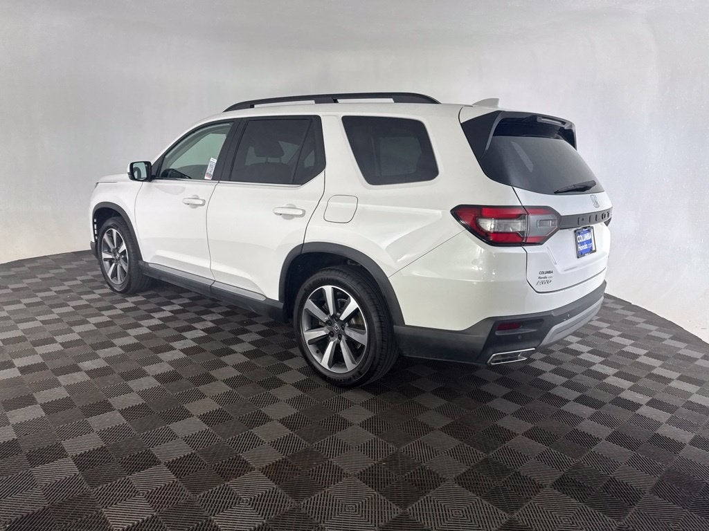 2025 Honda Pilot Touring