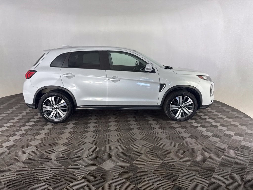 2023 Mitsubishi Outlander Sport 2.0 SE