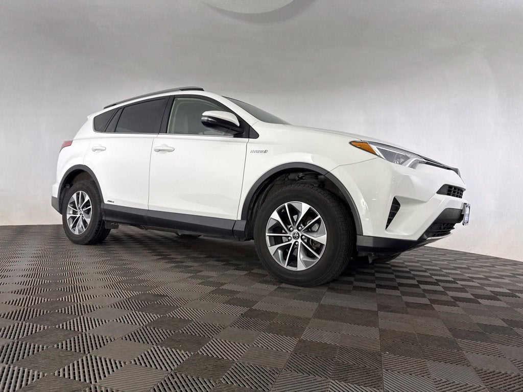 2018 Toyota RAV4 Hybrid LE