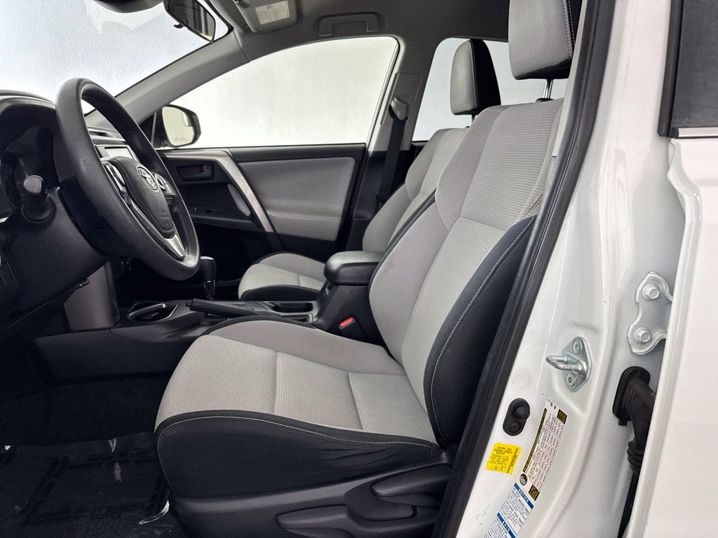 2018 Toyota RAV4 Hybrid LE