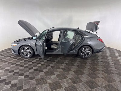 2024 Hyundai Elantra Limited