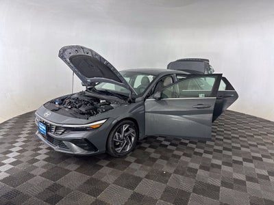 2024 Hyundai Elantra Limited