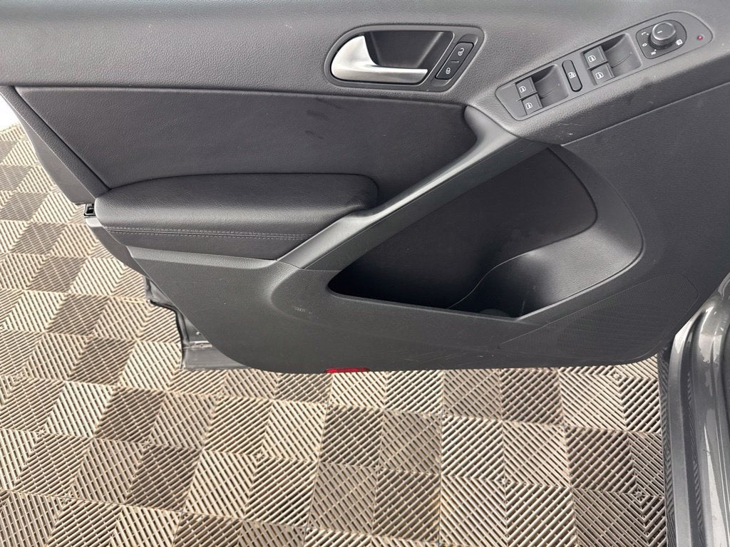 2017 Volkswagen Tiguan 2.0T S