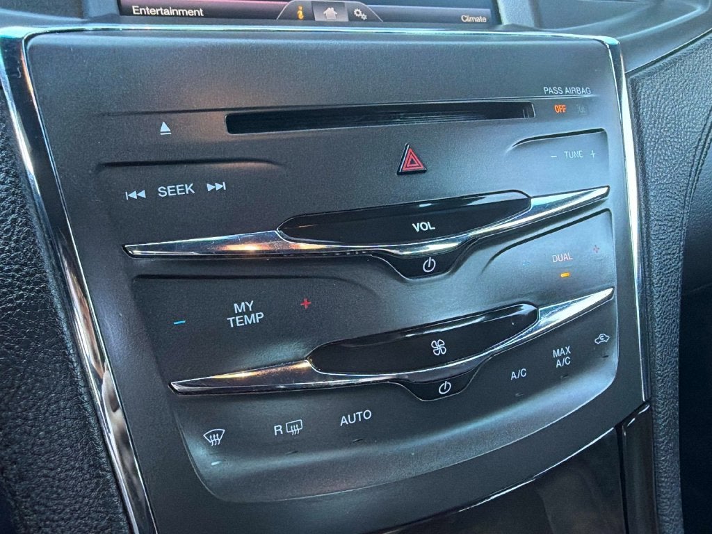 2014 Lincoln MKS Base