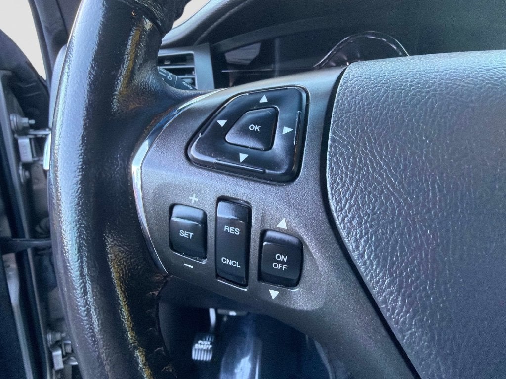 2014 Lincoln MKS Base