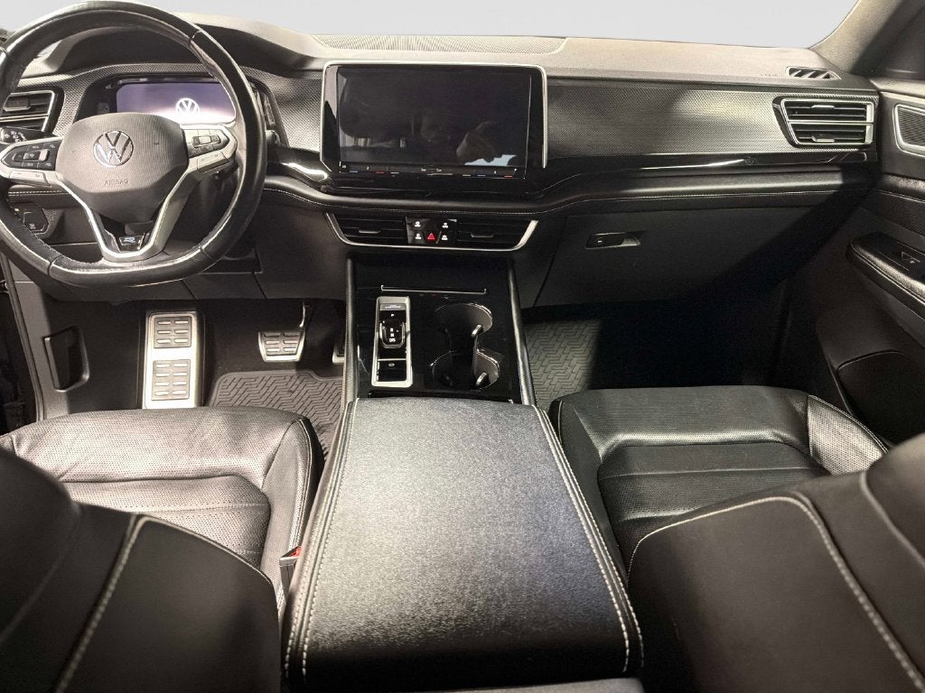 2024 Volkswagen Atlas Cross Sport 2.0T SEL R-Line