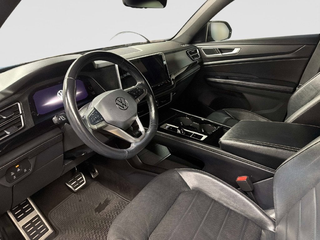 2024 Volkswagen Atlas Cross Sport 2.0T SEL R-Line