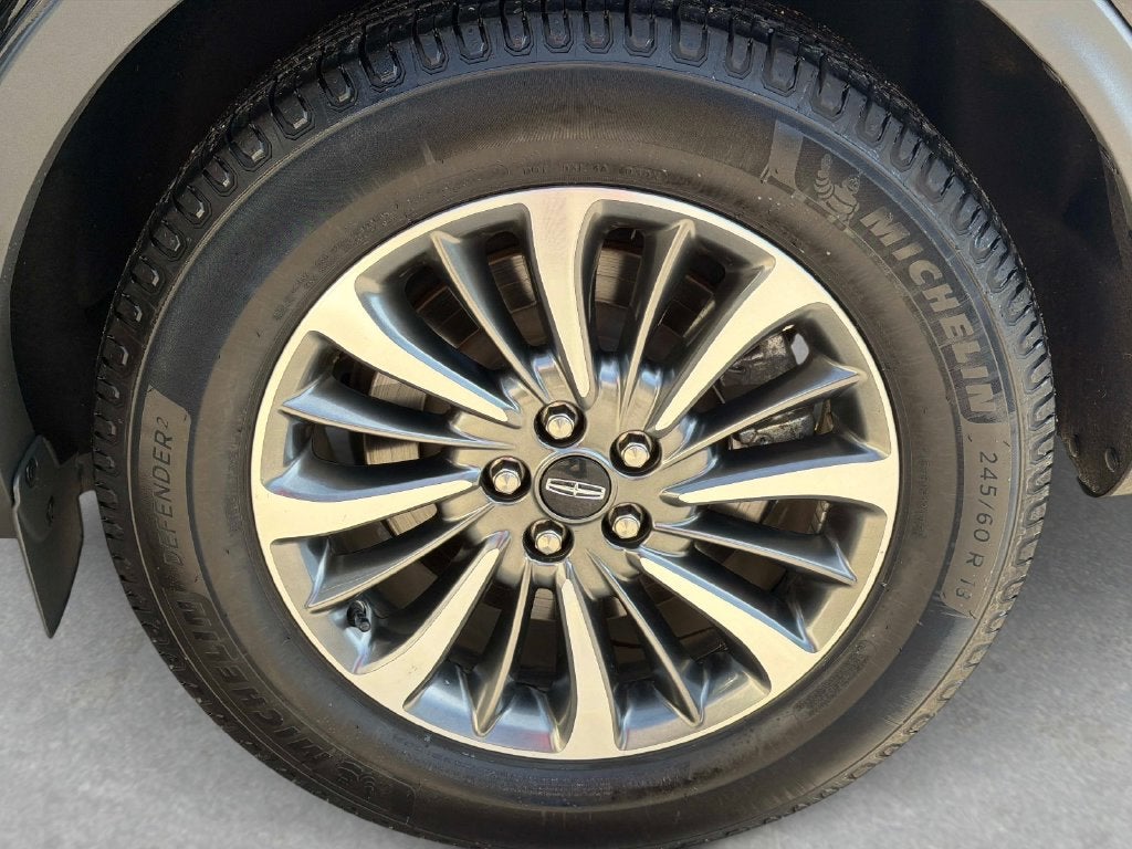 2023 Lincoln Nautilus Standard