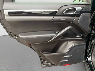 2018 Porsche Cayenne Platinum Edition