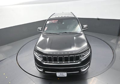 2023 Jeep Wagoneer Base