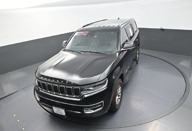 2023 Jeep Wagoneer Base