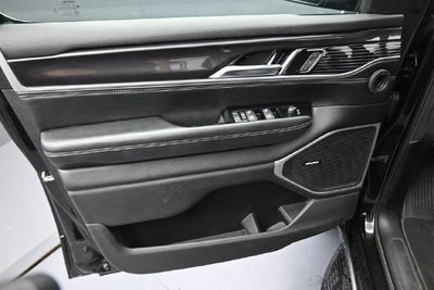 2023 Jeep Wagoneer Base