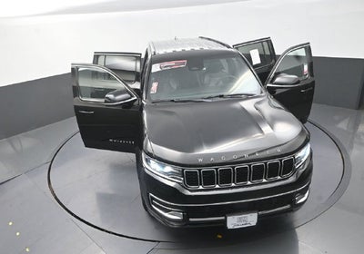 2023 Jeep Wagoneer Base