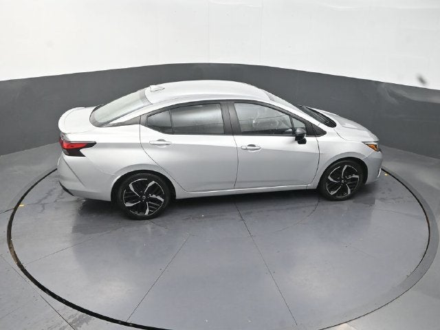 2024 Nissan Versa 1.6 SR