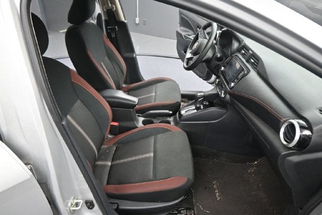 2024 Nissan Versa 1.6 SR