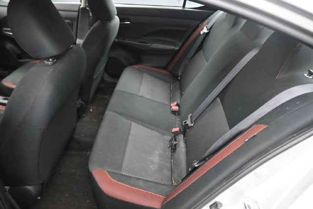 2024 Nissan Versa 1.6 SR