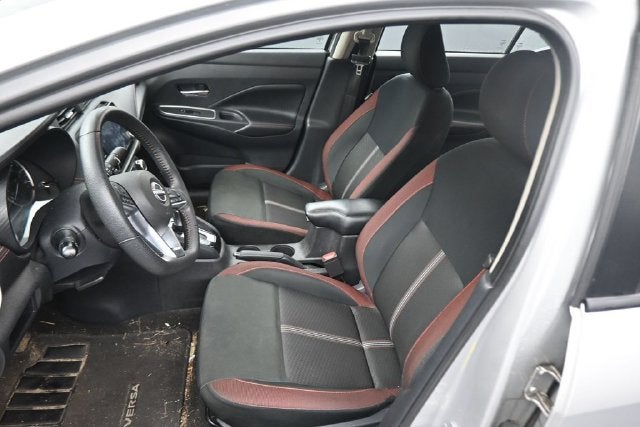 2024 Nissan Versa 1.6 SR