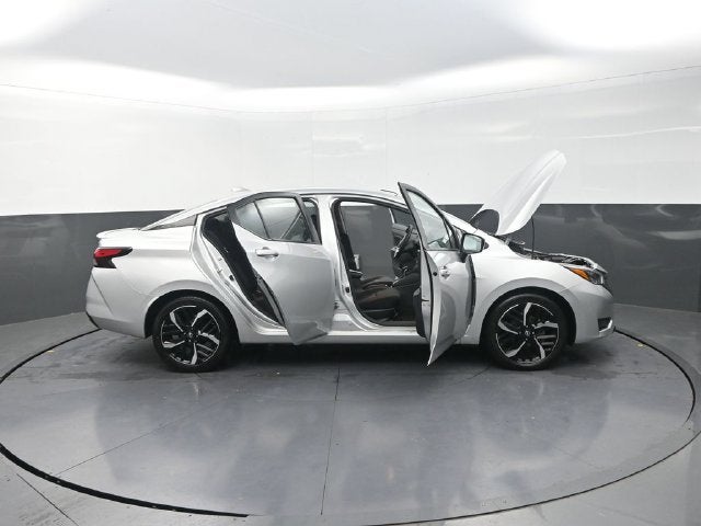 2024 Nissan Versa 1.6 SR