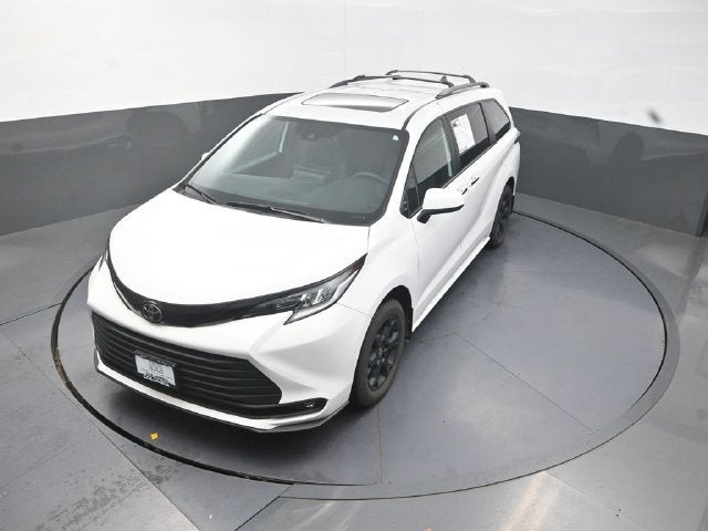 2026 Toyota Sienna Woodland Edition