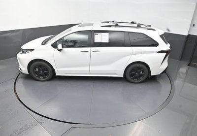 2026 Toyota Sienna Woodland Edition