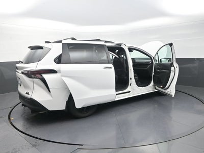 2026 Toyota Sienna Woodland Edition