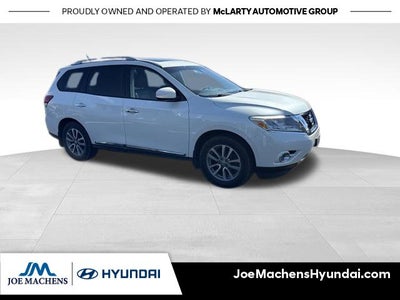 2016 Nissan Pathfinder SL 4WD