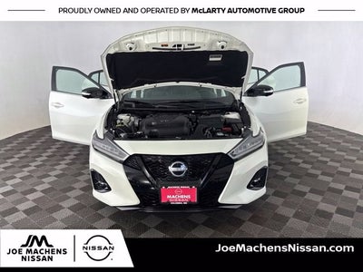 2023 Nissan Maxima SR