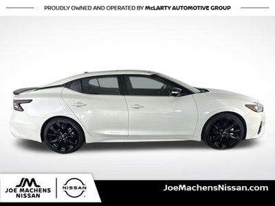 2023 Nissan Maxima SR