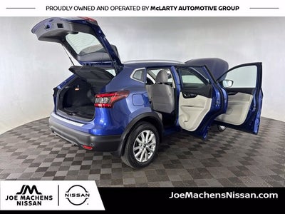 2022 Nissan Rogue Sport SV