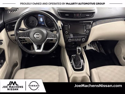 2022 Nissan Rogue Sport SV