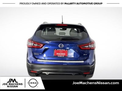 2022 Nissan Rogue Sport SV