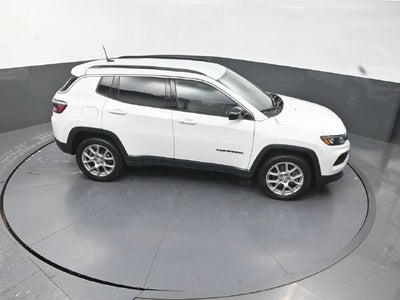 2023 Jeep Compass Latitude Lux