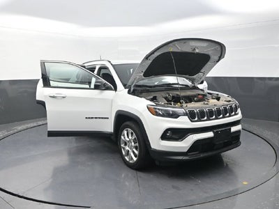 2023 Jeep Compass Latitude Lux
