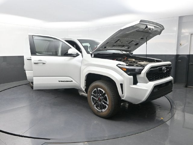 2024 Toyota Tacoma Hybrid TRD Sport