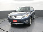 2011 Toyota Highlander SE