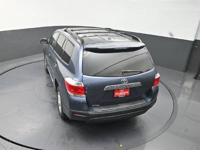 2011 Toyota Highlander SE