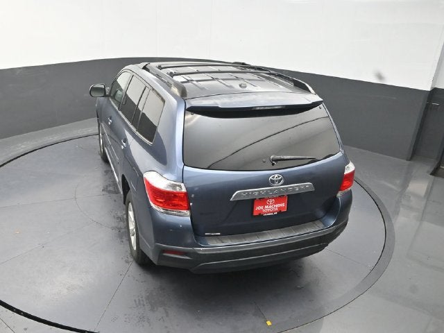 2011 Toyota Highlander SE