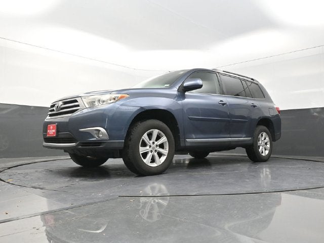 2011 Toyota Highlander SE