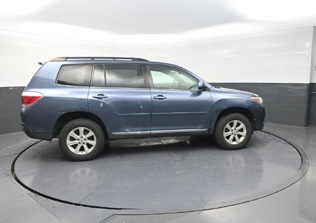2011 Toyota Highlander SE