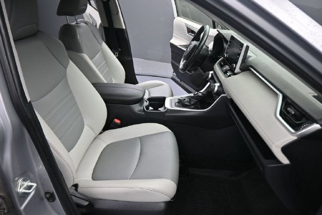 2021 Toyota RAV4 Hybrid XLE Premium