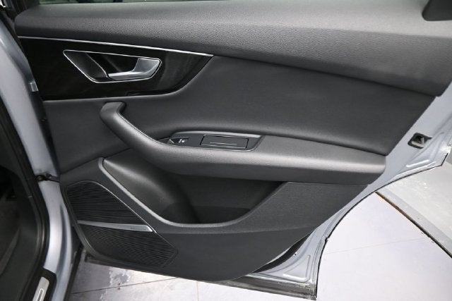 2022 Audi Q7 45 Premium Plus quattro