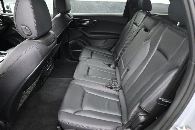 2022 Audi Q7 45 Premium Plus quattro