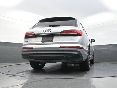 2022 Audi Q7 45 Premium Plus quattro