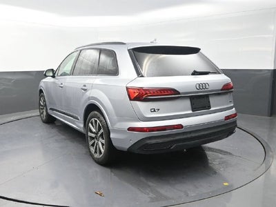2022 Audi Q7 45 Premium Plus quattro
