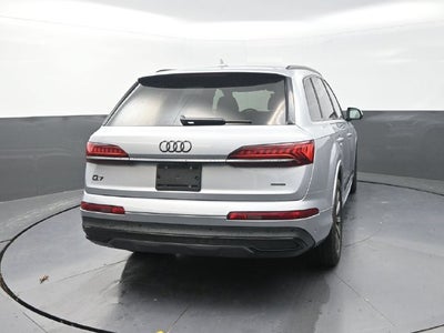 2022 Audi Q7 45 Premium Plus quattro