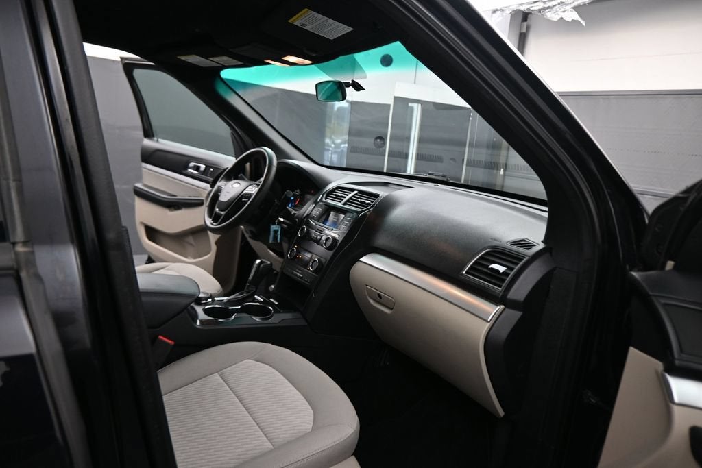 2019 Ford Explorer Base